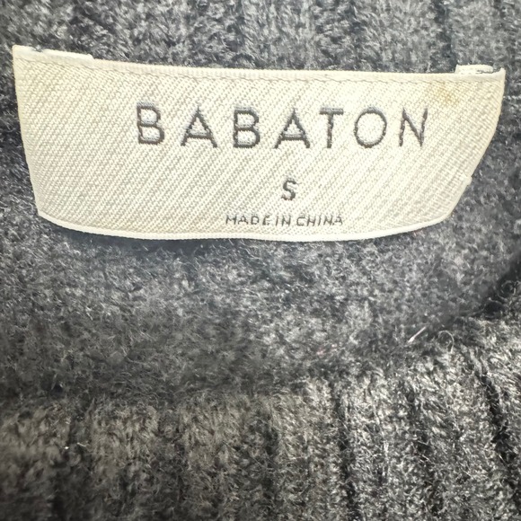 Aritzia Babaton Glory Merino Wool Cable Knit Cropped Sweater Black Size Medium - Picture 7 of 9